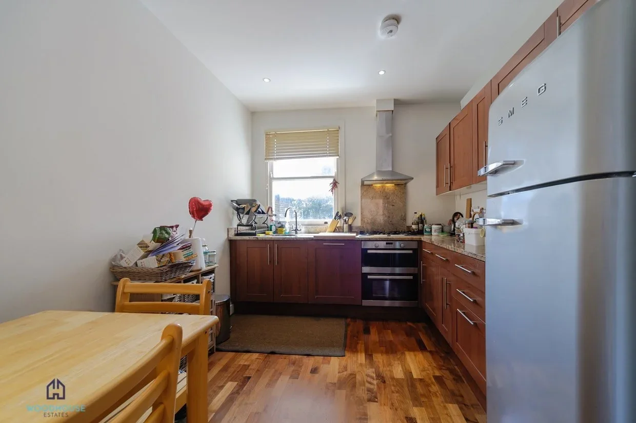 Flat Aldred Road in London