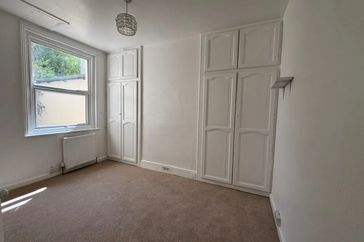 Flat Alexandra Road in St Leonards
