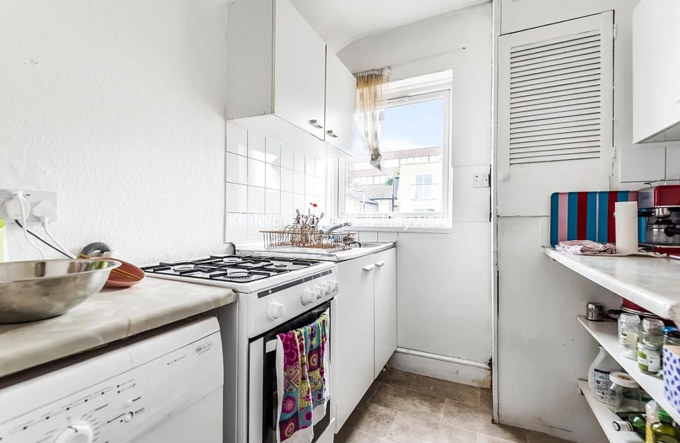 Flat Gilbey Road in Greater London