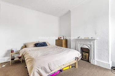 Flat Gilbey Road in Greater London
