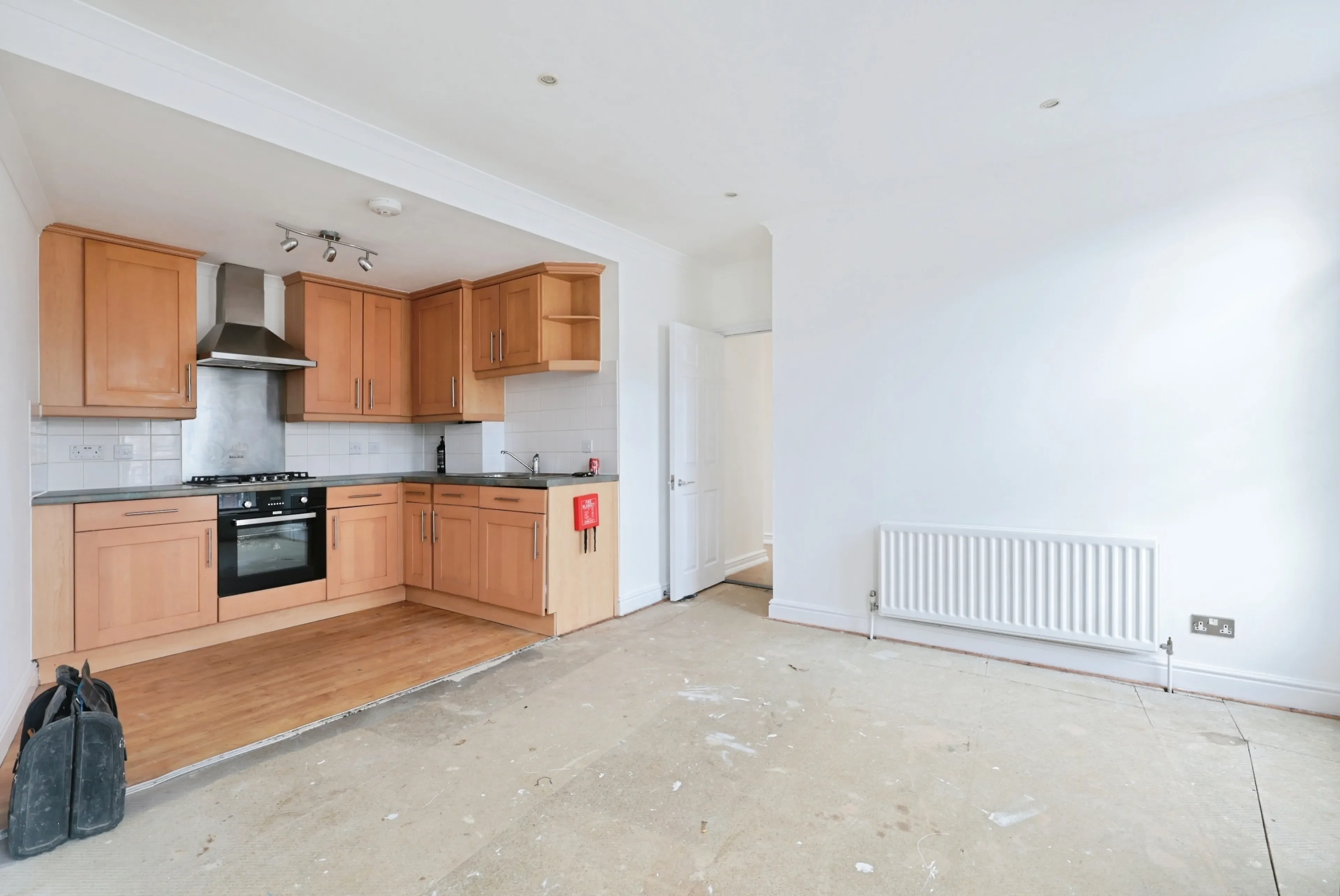 Flat Easton Street in High Wycombe
