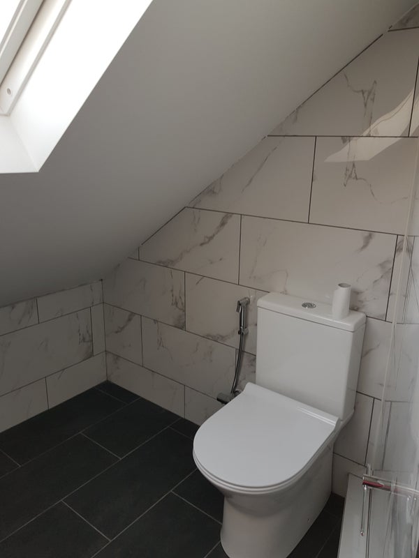 Room Berry Way in Greater London
