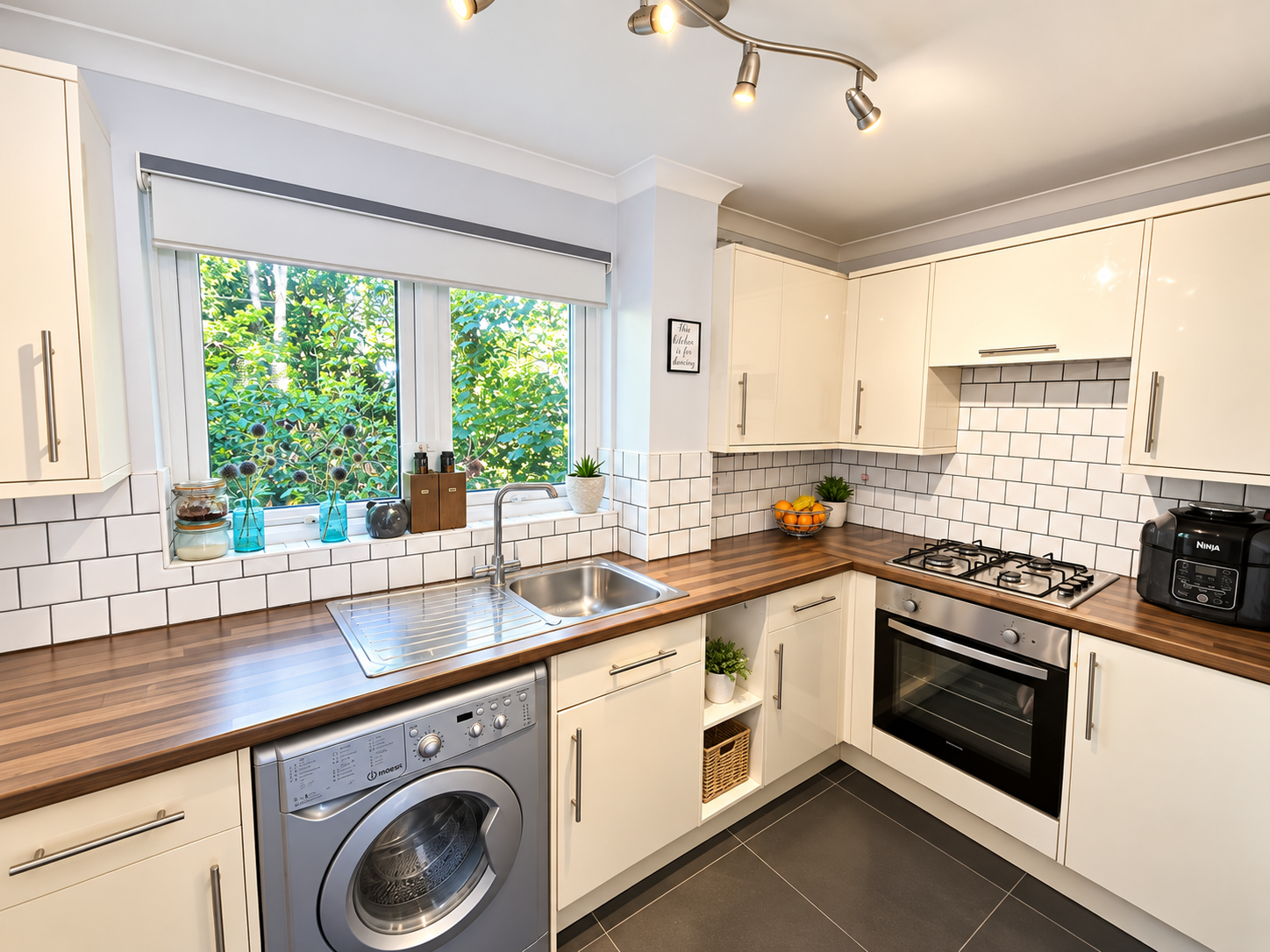 Flat Murray Road in London