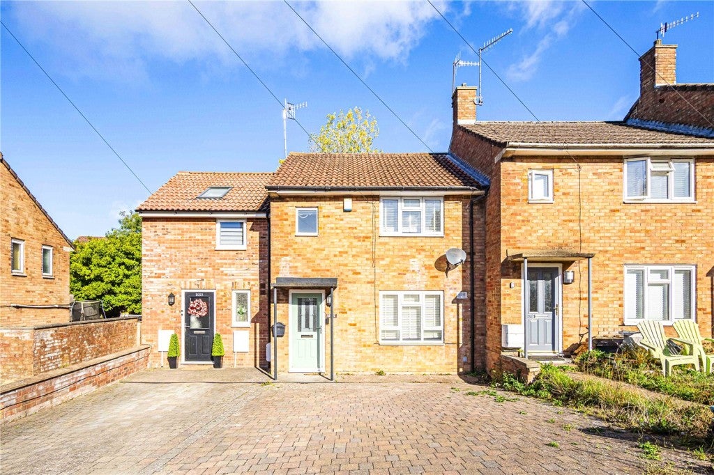House Turners Hill in Dacorum