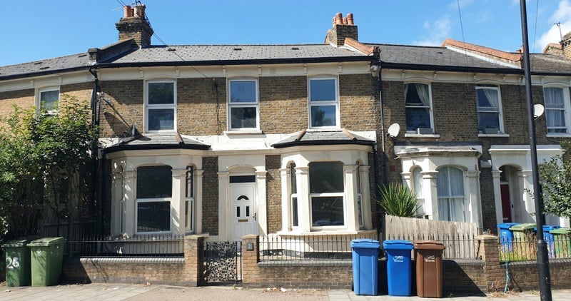 House Meeting House Lane in Greater London