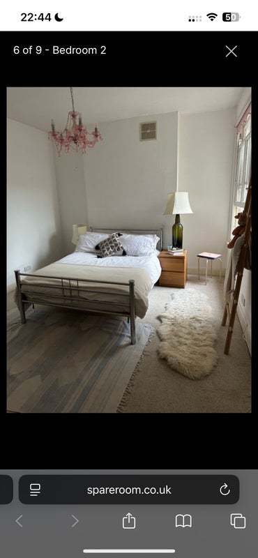 Room Cato Road in Greater London