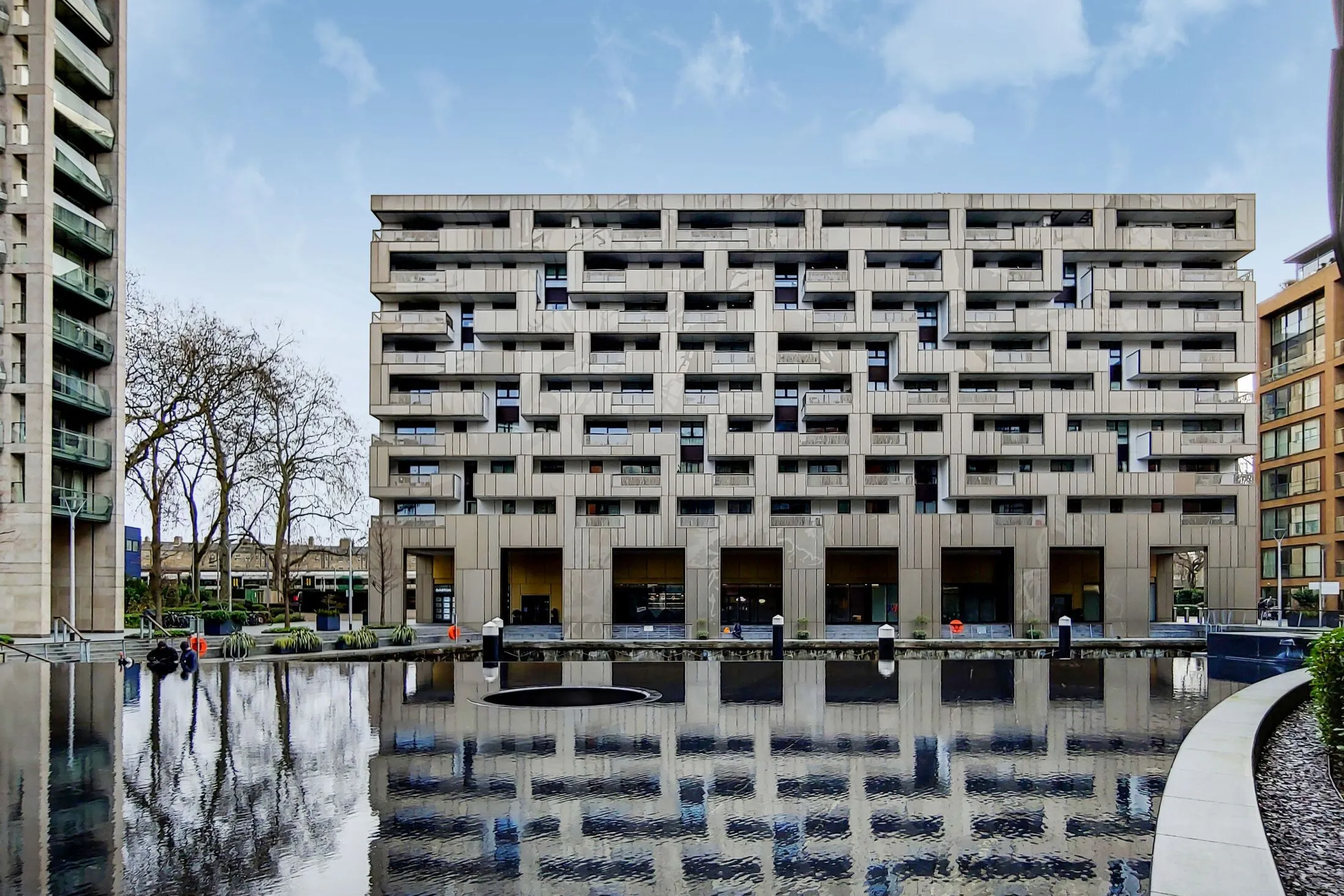 Flat Gatliff Road in City of Westminster