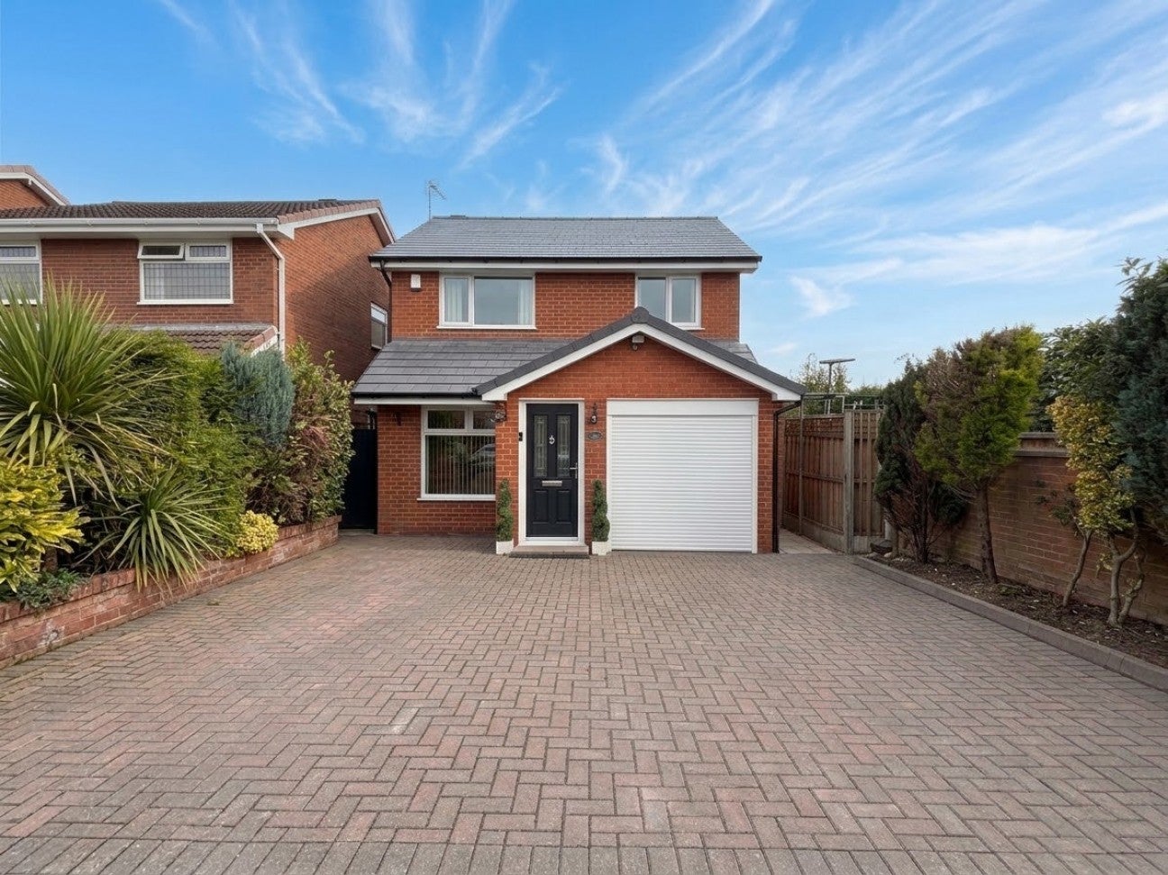 House Broadheath Close in Westhoughton