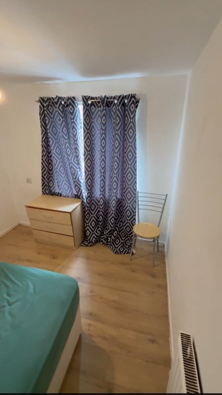 Room Westburn Grove in City of Edinburgh