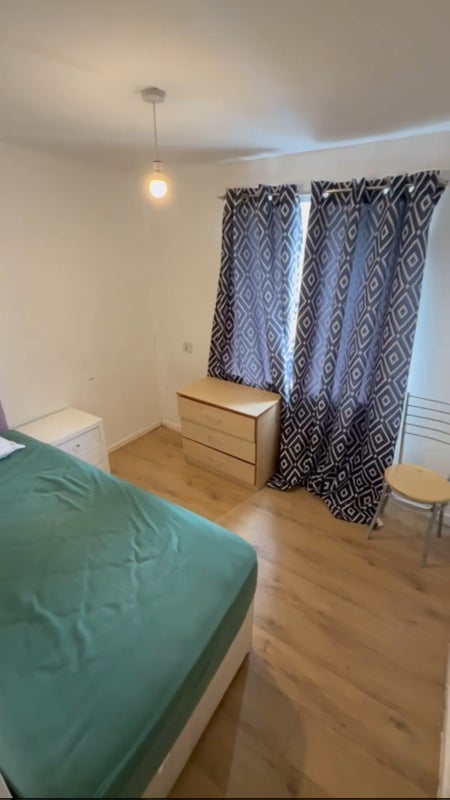 Room Westburn Grove in City of Edinburgh