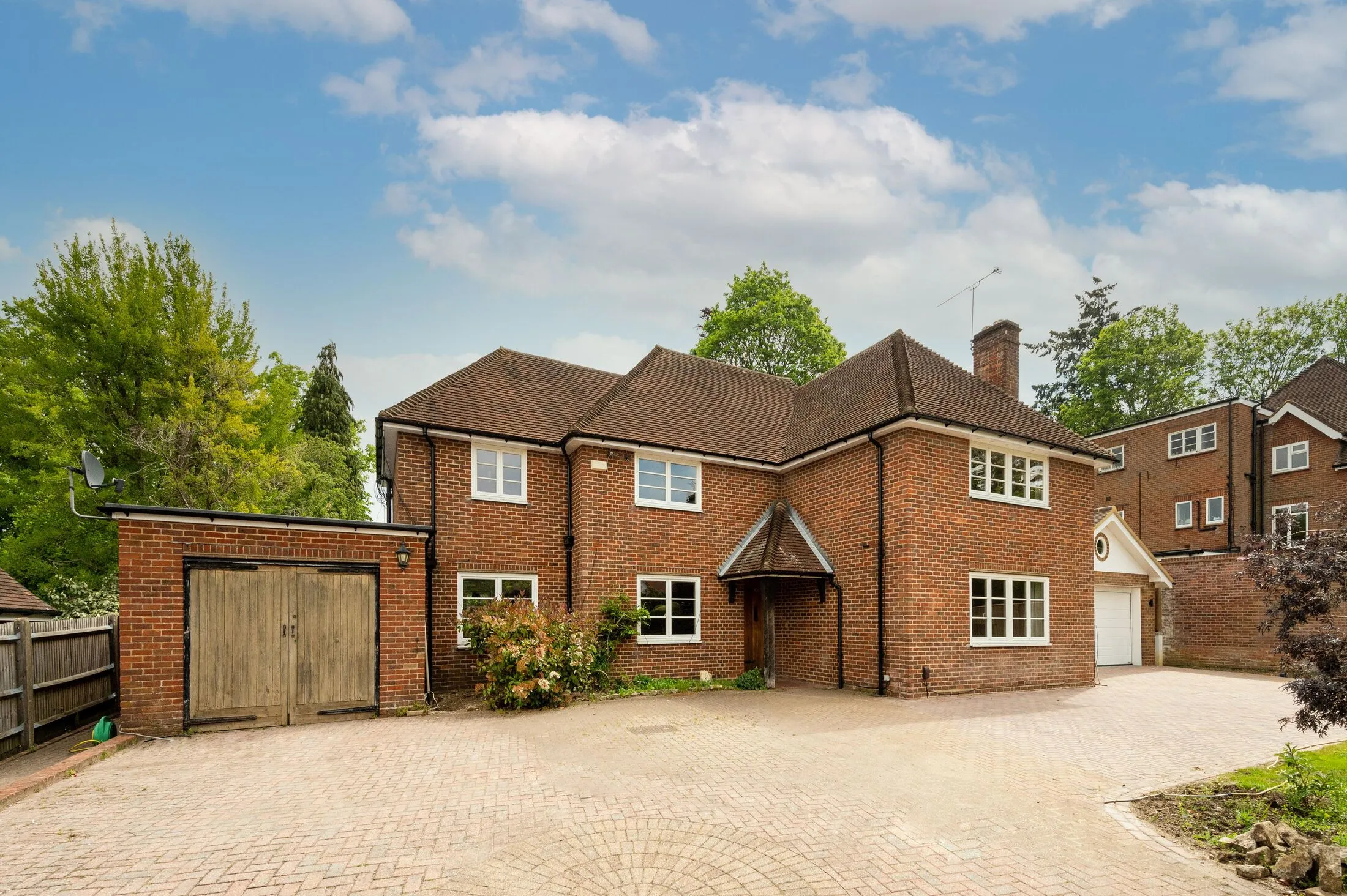 House Aldersey Road in Guildford