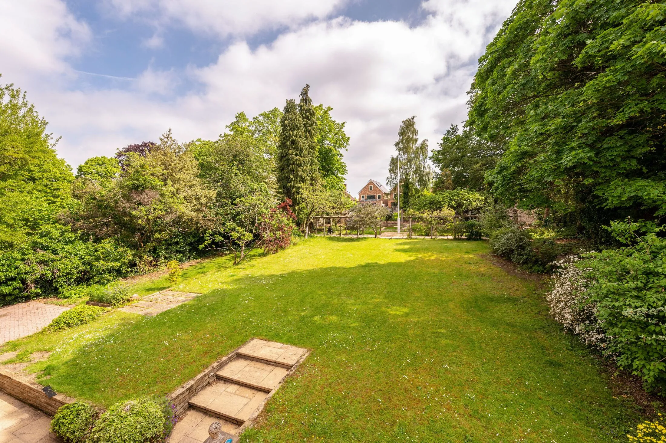House Aldersey Road in Guildford