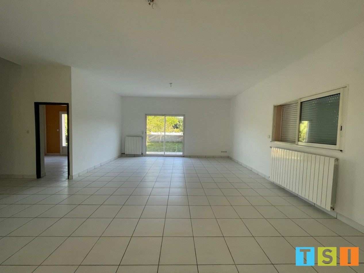 House Route de la Chapelle in Landorthe