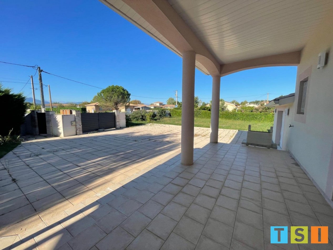 House Route de la Chapelle in Landorthe