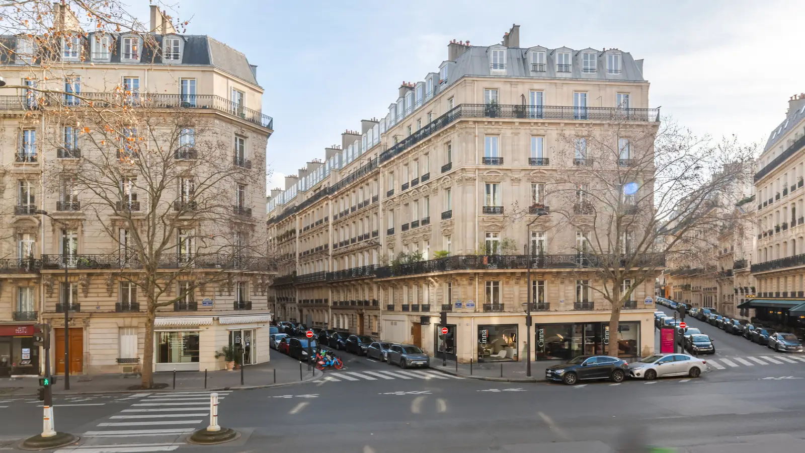 Flat Boulevard de Courcelles in Paris