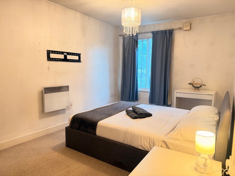 Room Windmill Lane in Greater London