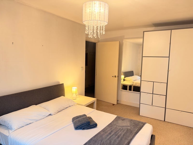 Room Windmill Lane in Greater London