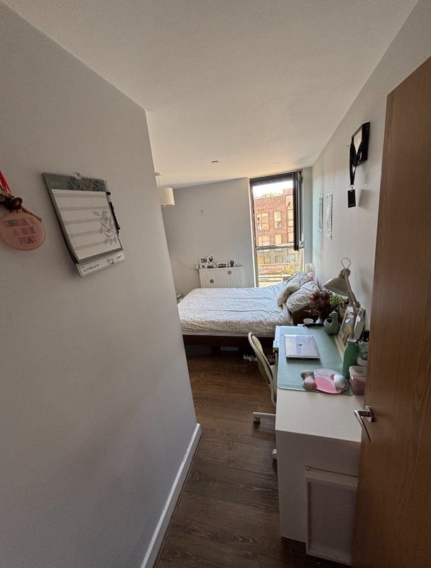 Room Conington Road in Greater London