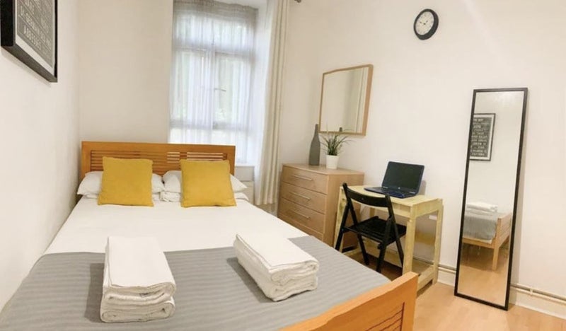 Room Homerton Road in Greater London