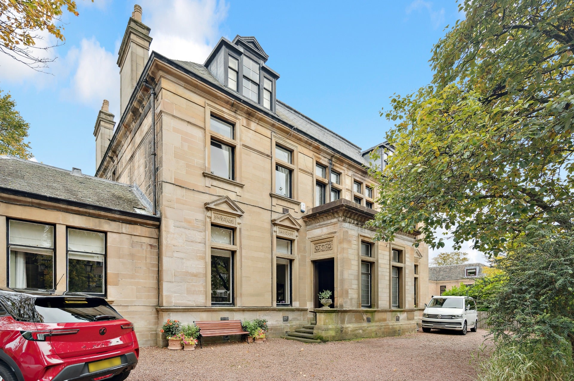 Flat Cleveden Drive in Glasgow