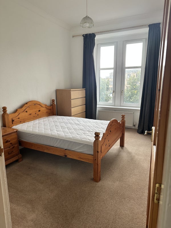 Room Mansfield Street in Glasgow