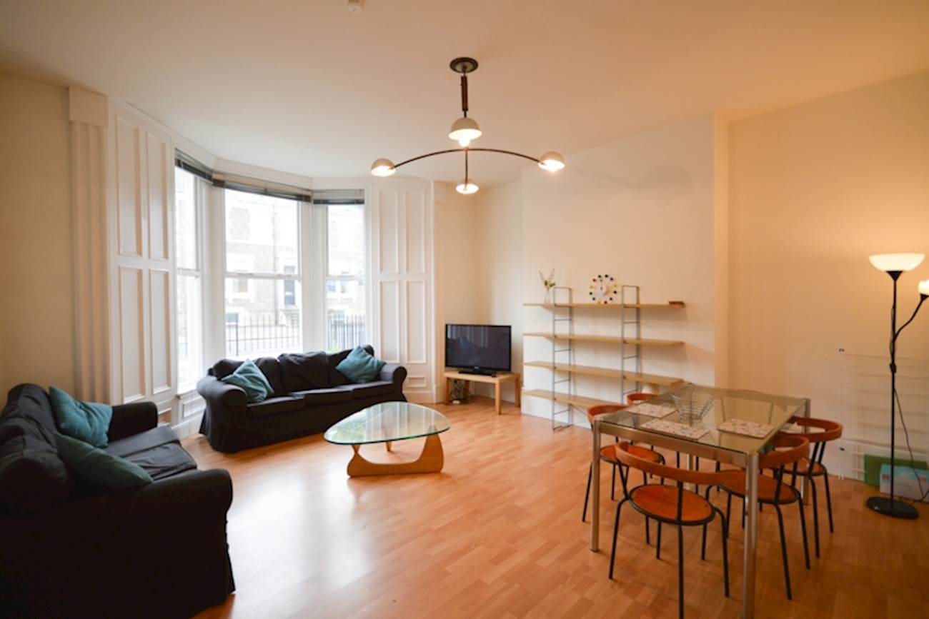 Flat Archbold Terrace in Newcastle upon Tyne