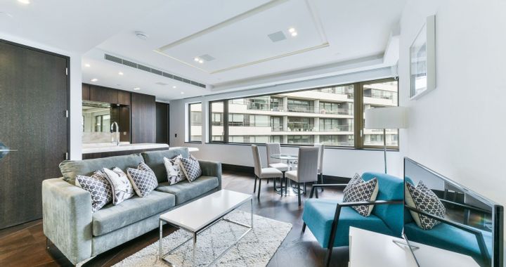 Flat Earls Way in Greater London