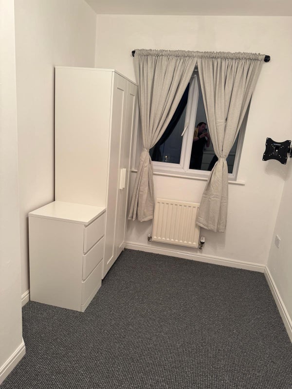 Room Eaton Drive in Southport
