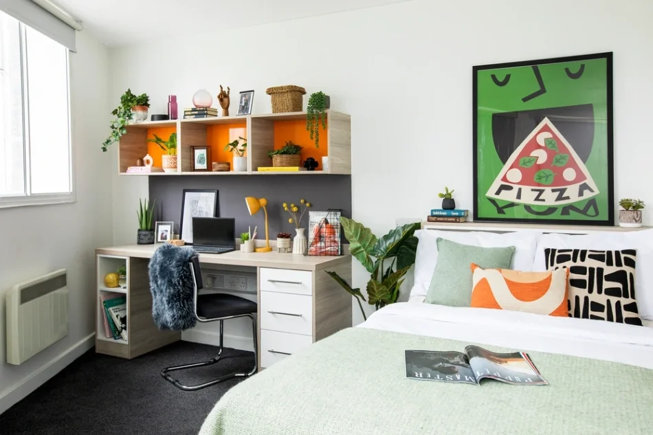Flat Sebastian Street in Greater London