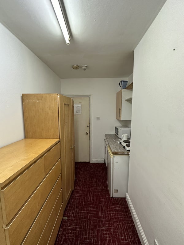 Room Talgarth Road in Greater London