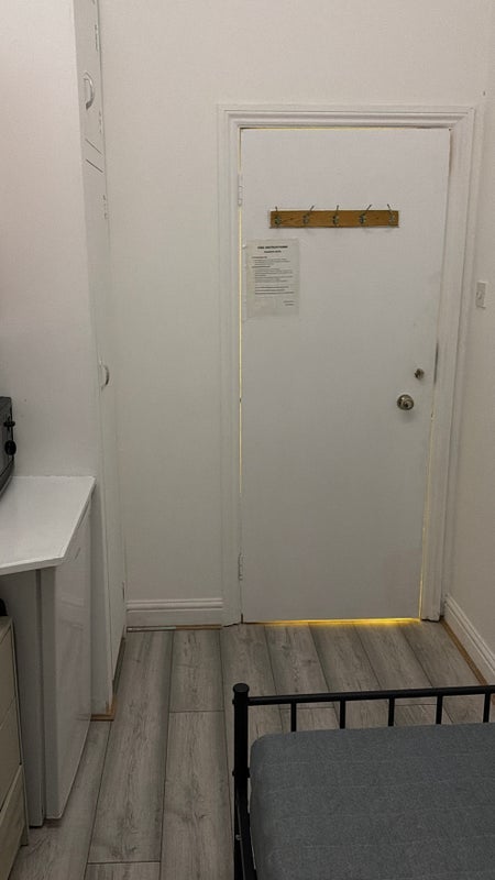 Room Talgarth Road in Greater London