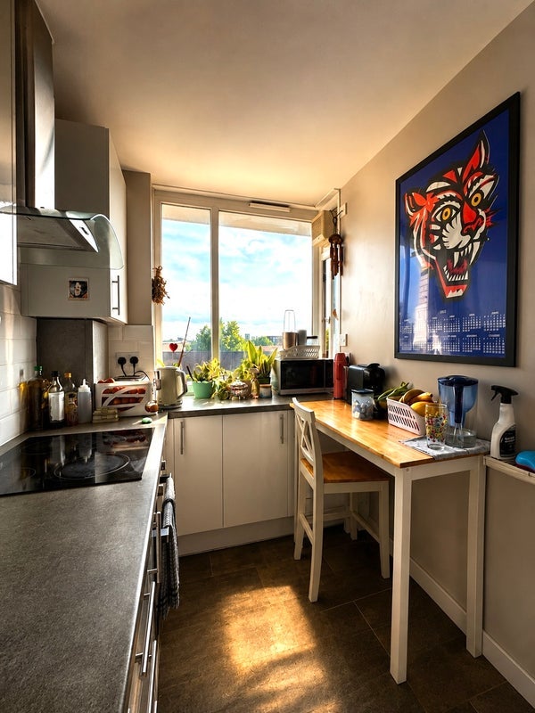 Room Abbey Street in Greater London