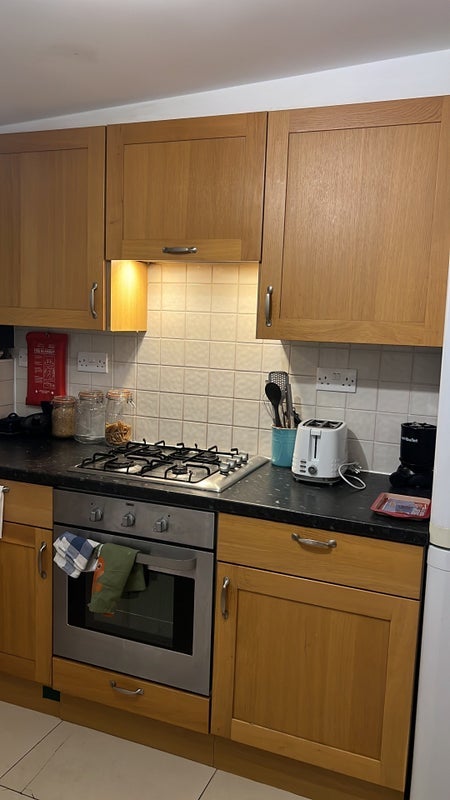 Room Turnpike Lane in Greater London
