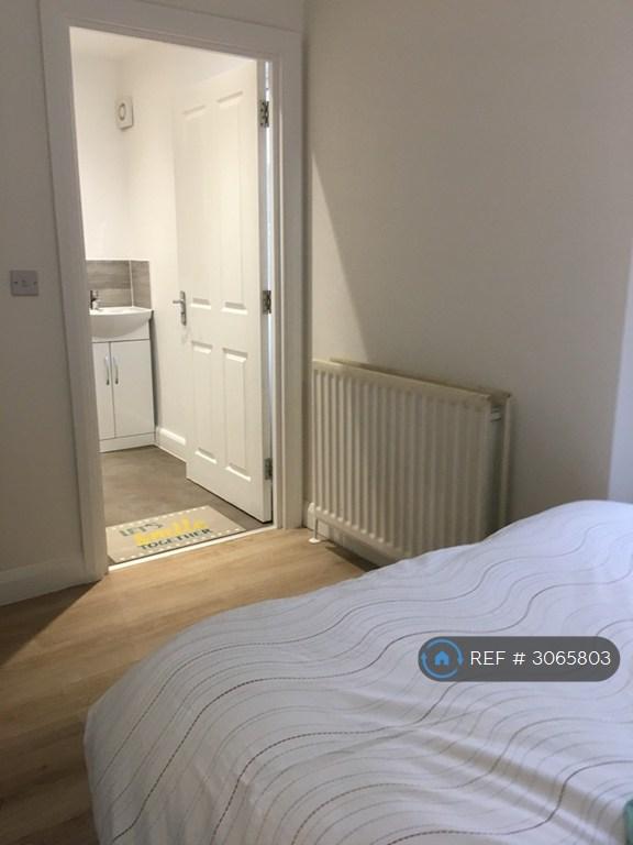 Room Smith's Court in Far Cotton