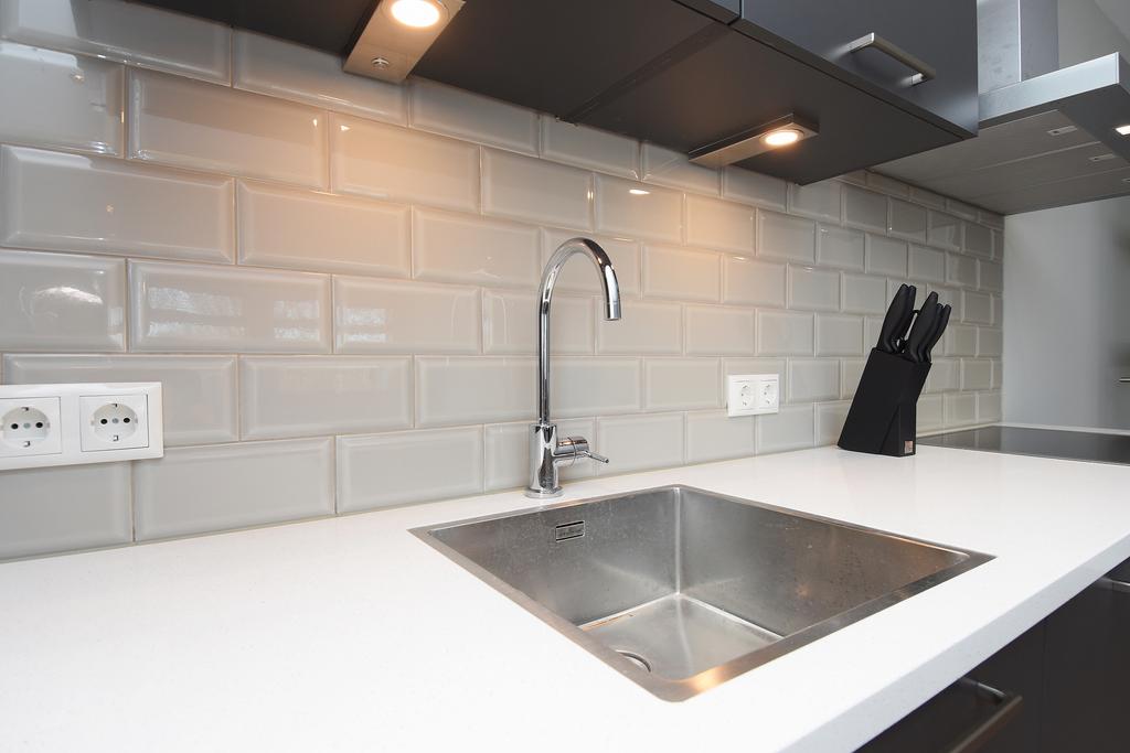 Appartement Escamplaan 888 A in Den Haag
