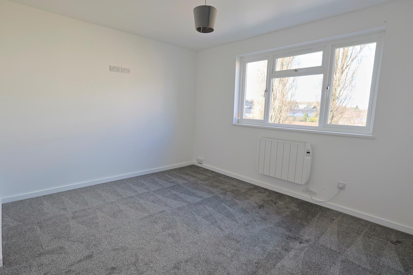 Flat Hayton Green in Coventry