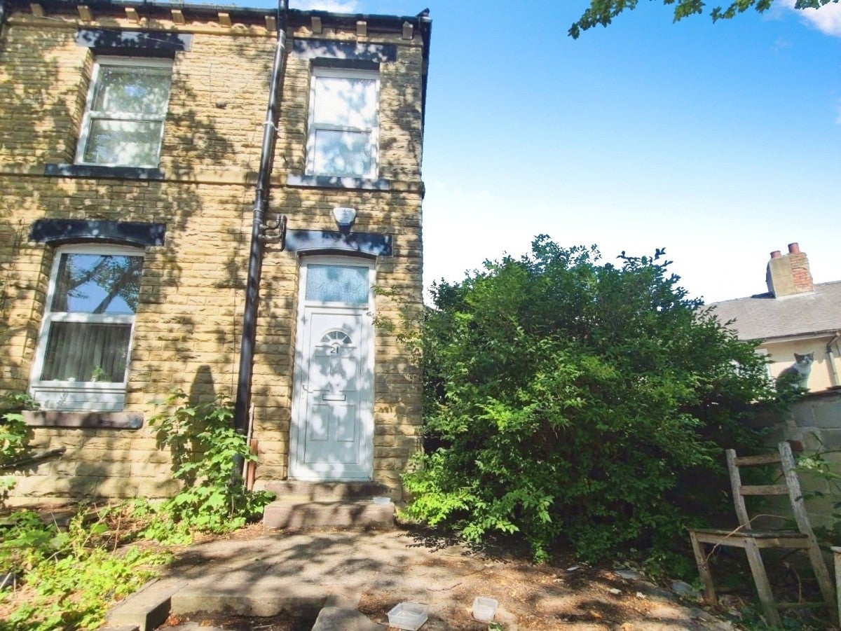 House Surrey Street in Kirklees