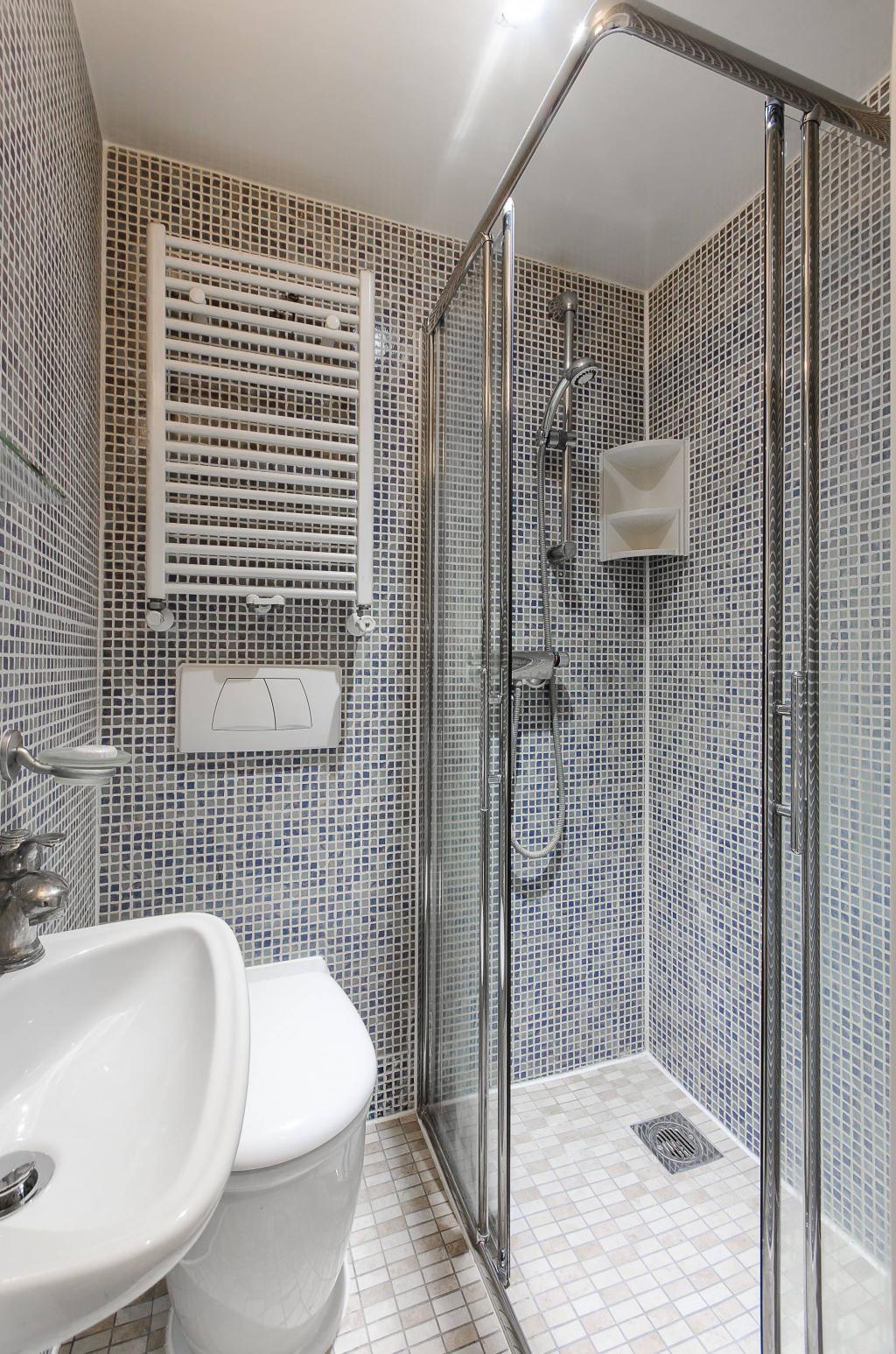 Flat Claverton Street in City of Westminster