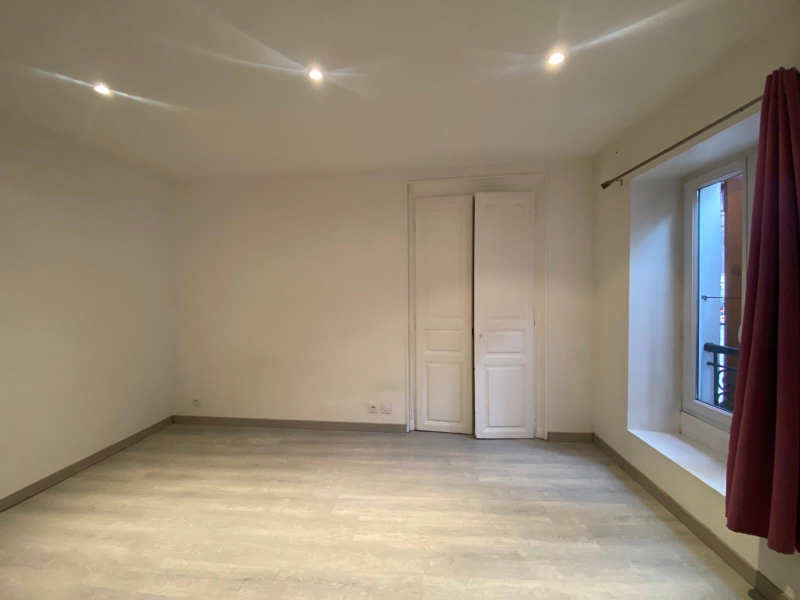 Appartement Avenue Jean Jaurès à Saint-Laurent-du-Pont
