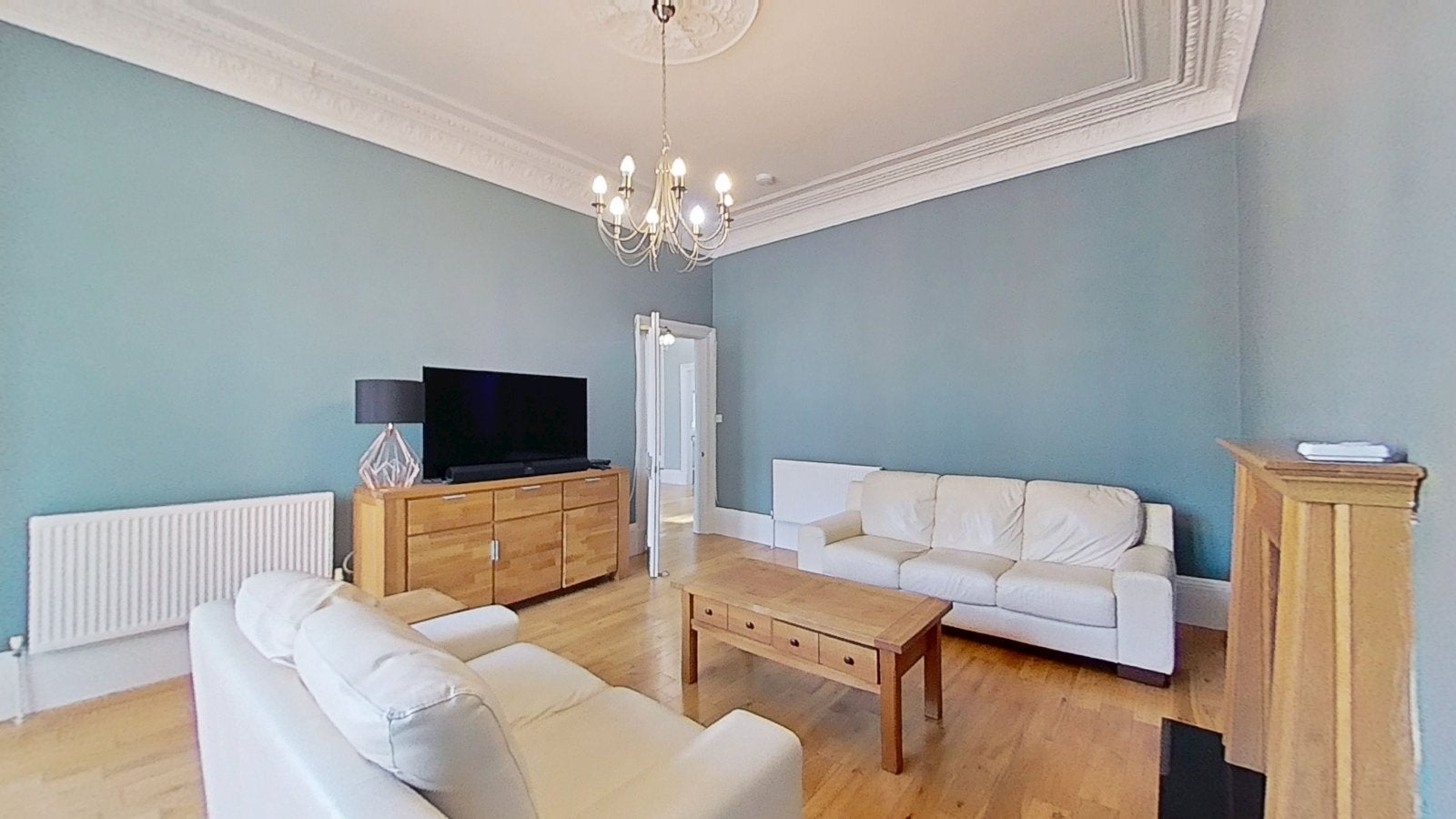 Flat Hillhead Street in Glasgow