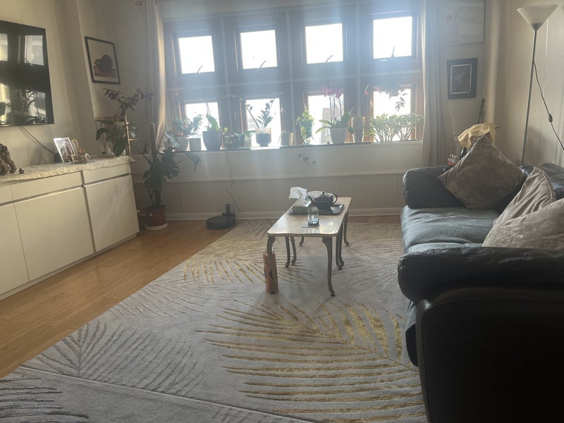 Room Charing Cross Road in City of Westminster