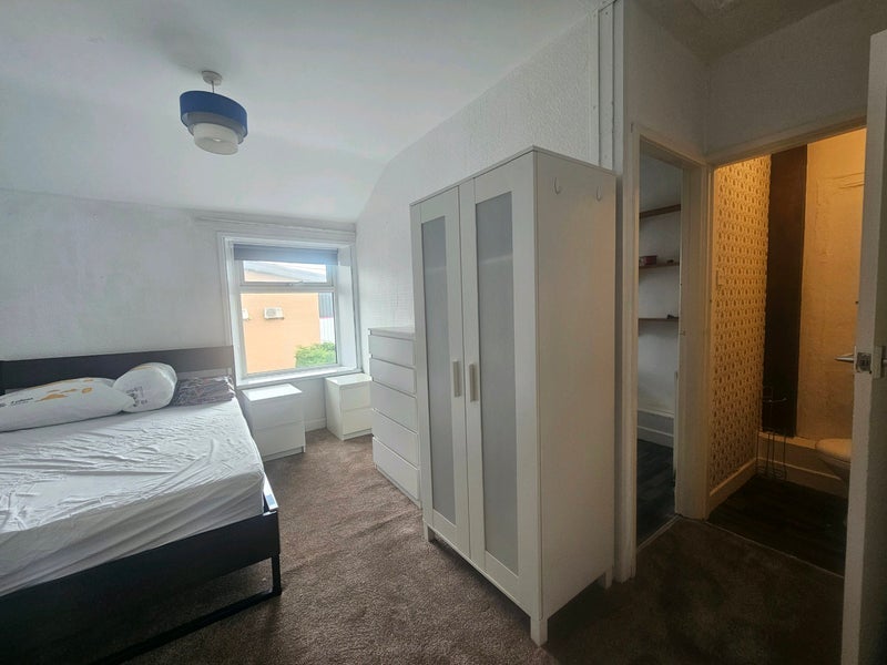 Room Haslingden Road in Guide