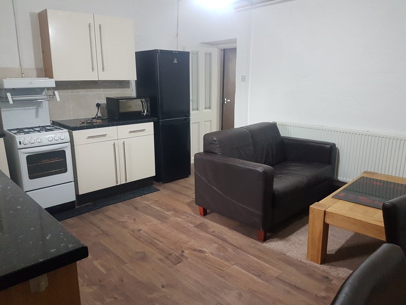 Room Haslingden Road in Guide