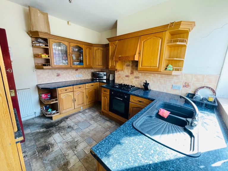 Room Back Caledonia Street in Bolton
