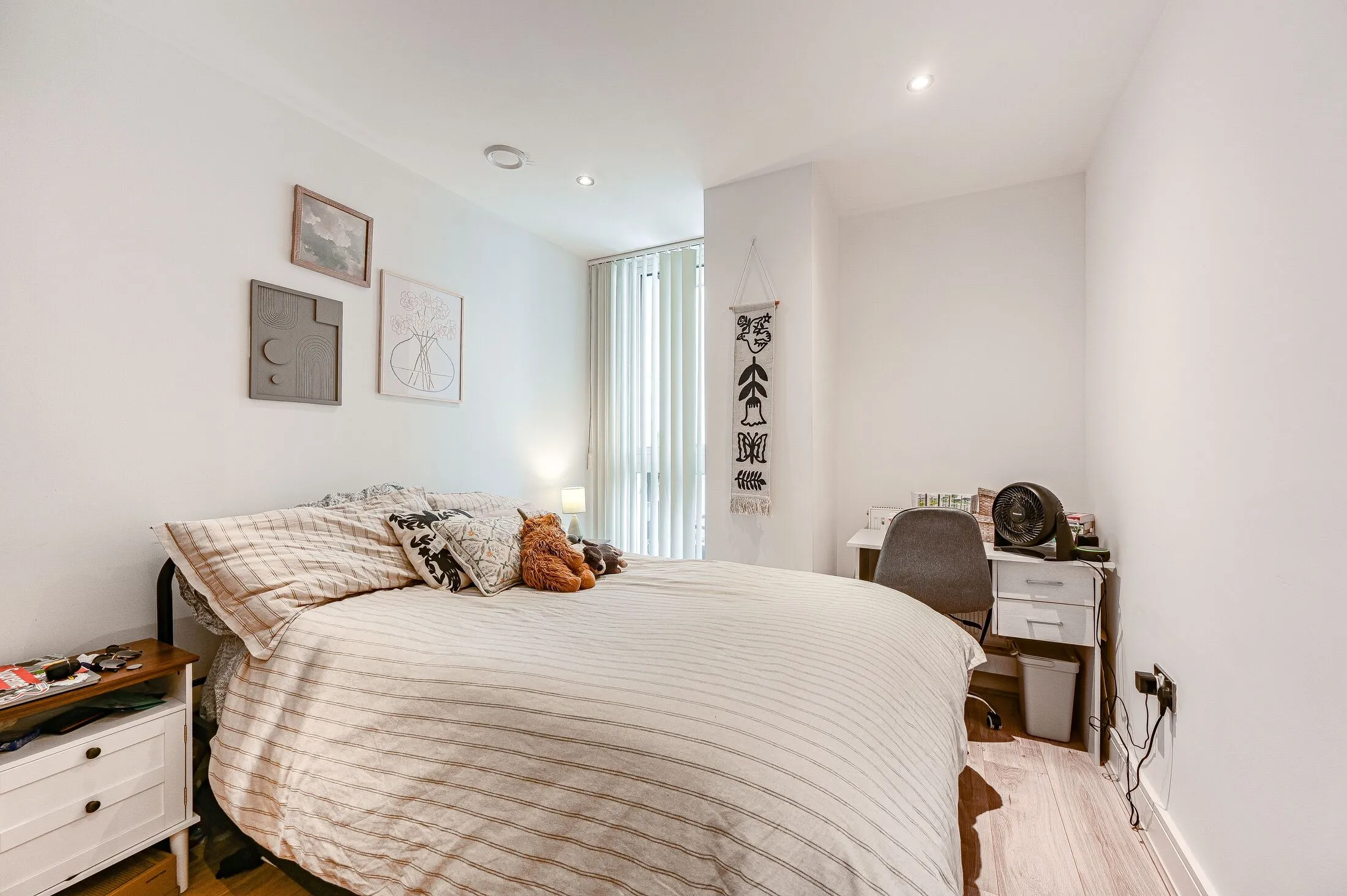 Flat Dowells Street in Greater London