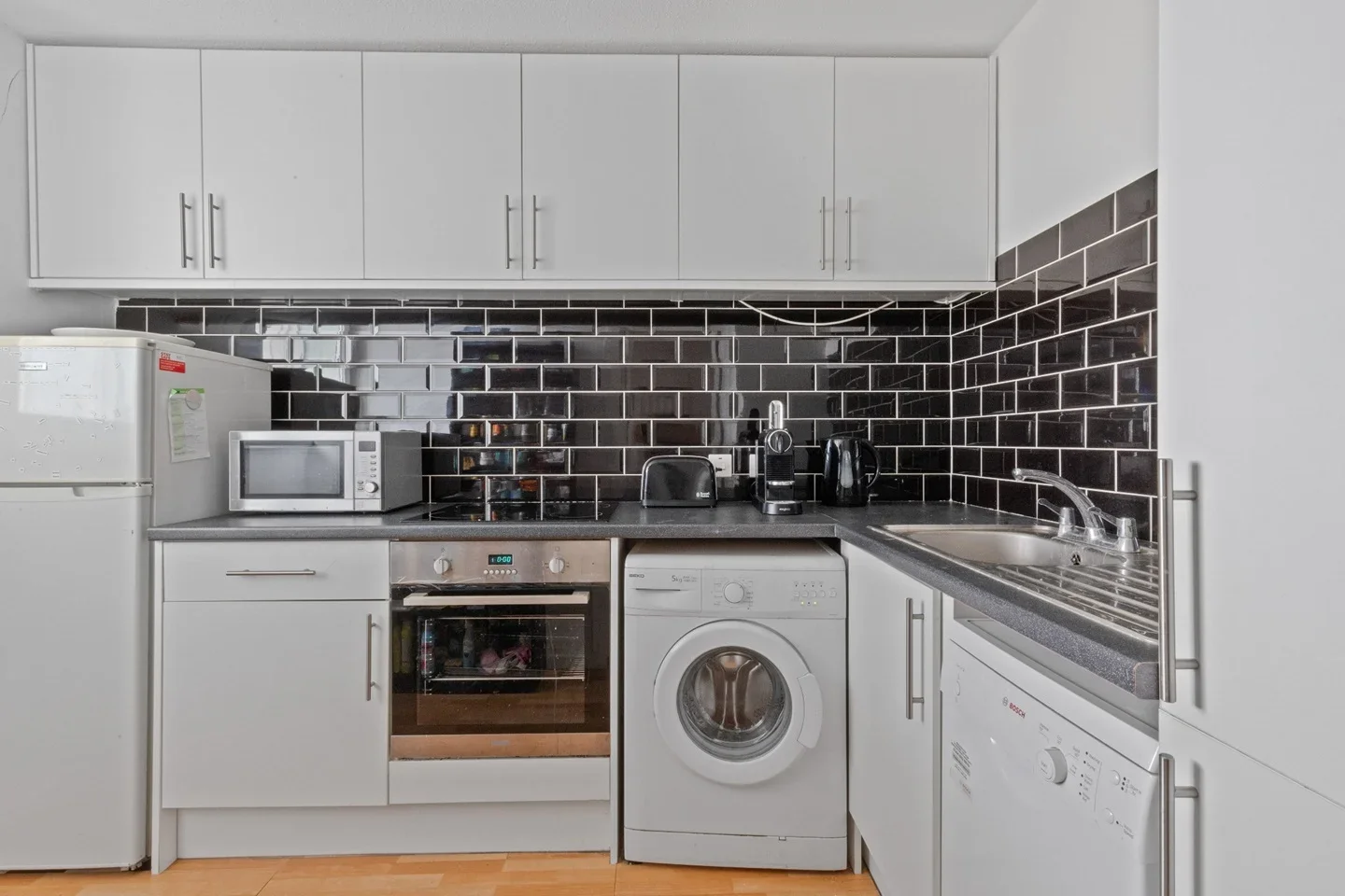 Flat Fulham Road in Greater London