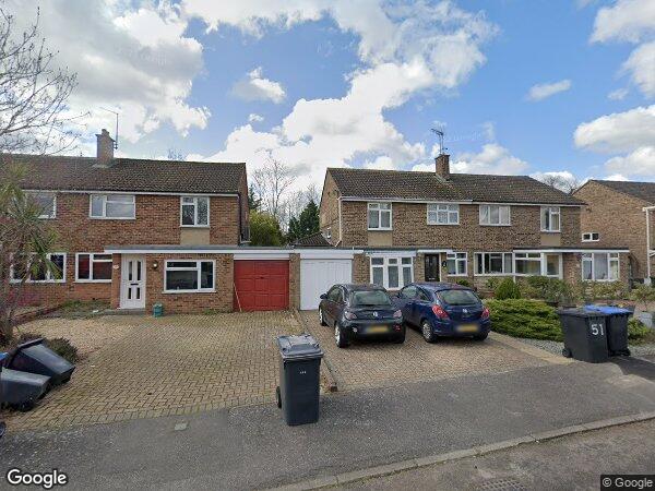 House Moore Grove Crescent in Borough of Runnymede