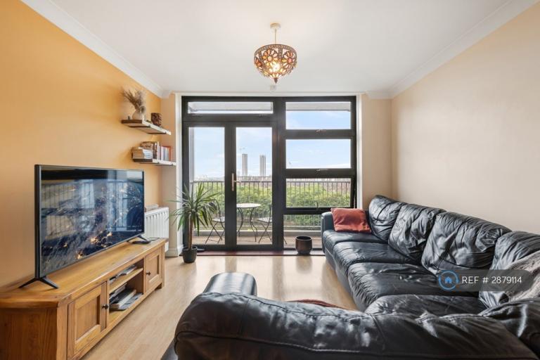 Flat Maltings Close in Greater London