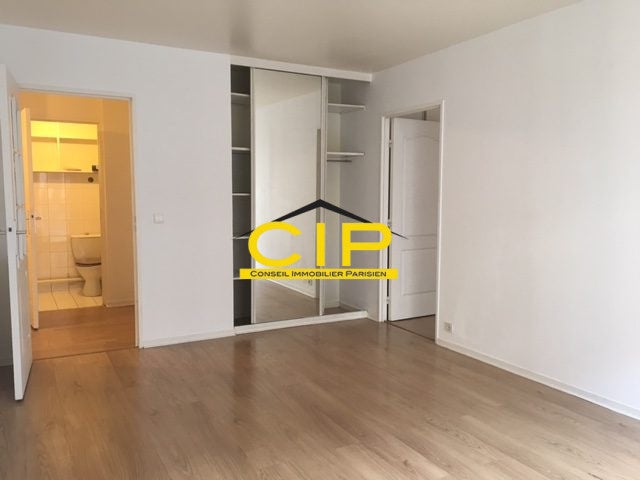Appartement Boulevard Sérurier à Paris