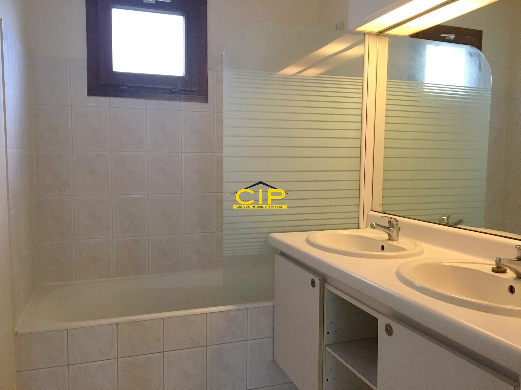 Appartement Boulevard Sérurier à Paris